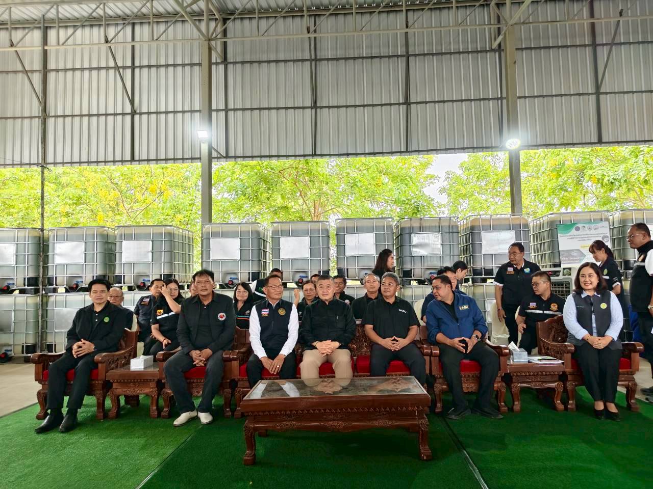 title - ส.ป.ก. ร่วมพิธีลงนามบันทึกข้อตกลงความร่วมมือ เพื่อผลผลิตและพัฒนาธุรกิจแก่สถาบันเกษตรกร โครงการผลิต “น้ำหมักชีวภาพกรดอะมิโนนมแก้ไขปัญหาน้ำนมดิบ” 